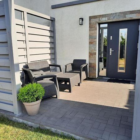 Chabrowa Apartamenty 2 Milicz Exterior foto