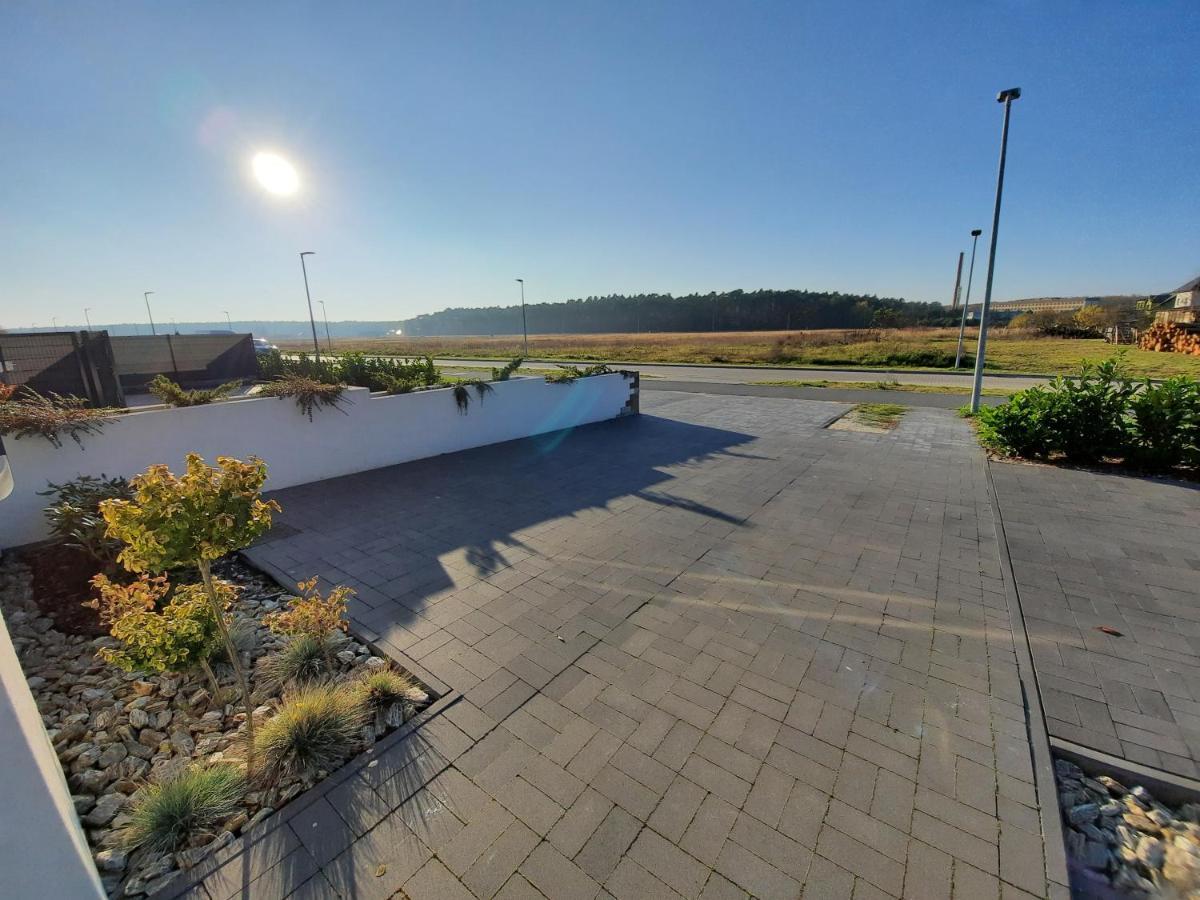 Chabrowa Apartamenty 2 Milicz Exterior foto